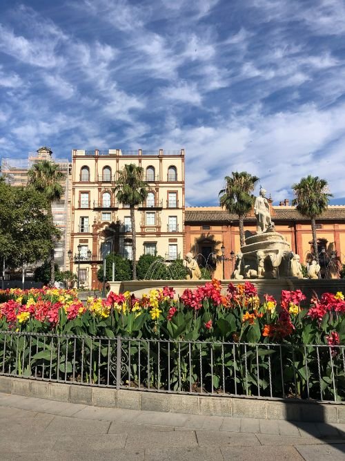 Sevilla women travels