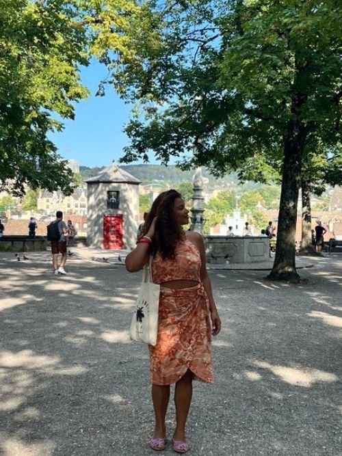 Women Travelers – Around the World