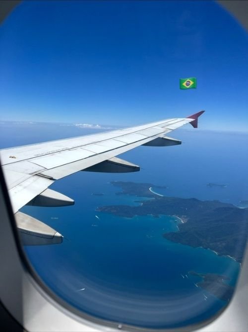 Women travelers – flying